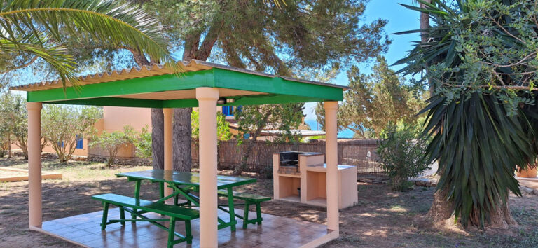 Bungalows de 2 habitaciones en Can Miguel Torres, Formentera.